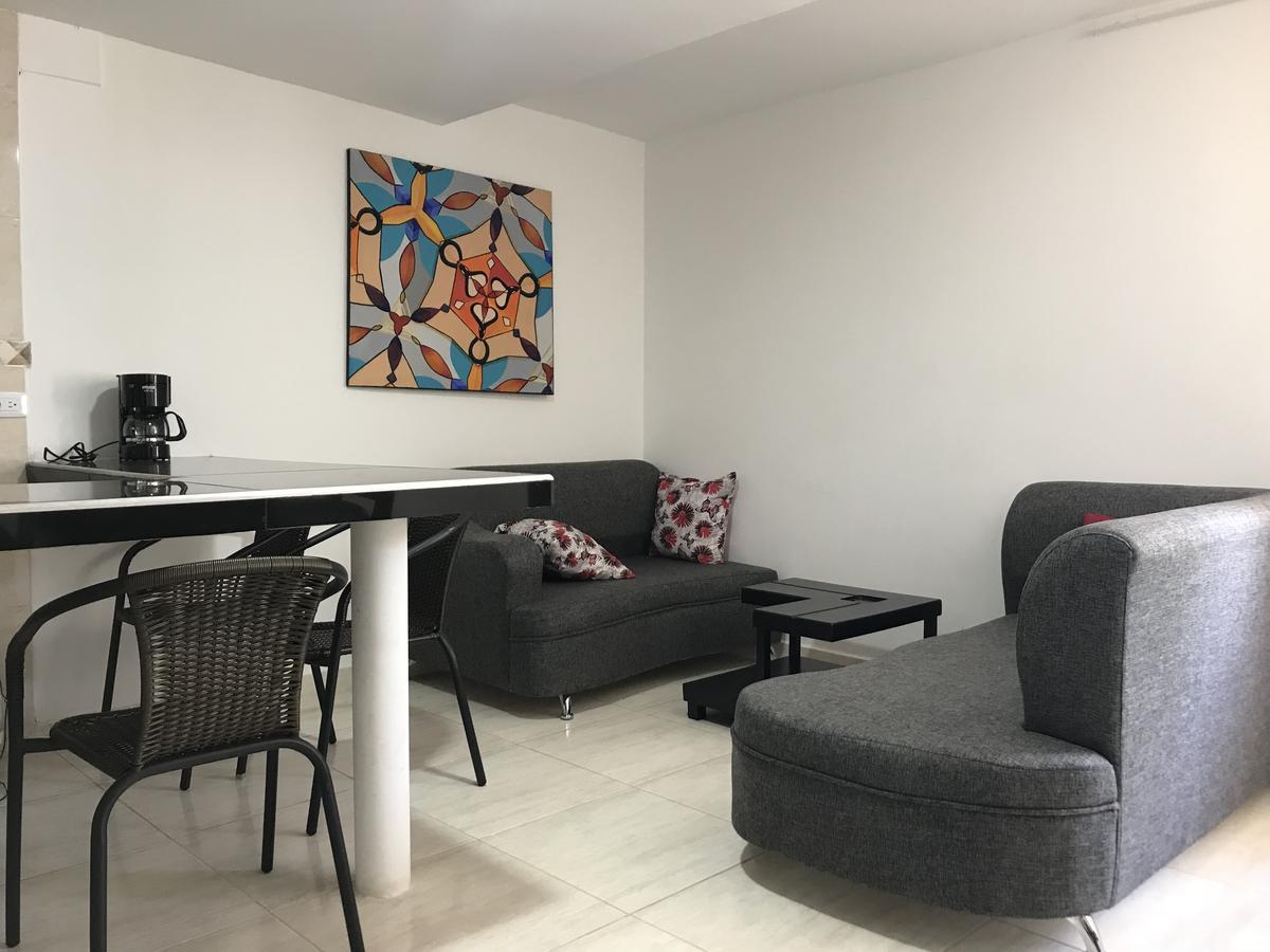 Home To Go Hostal Apartamentos Cali Esterno foto